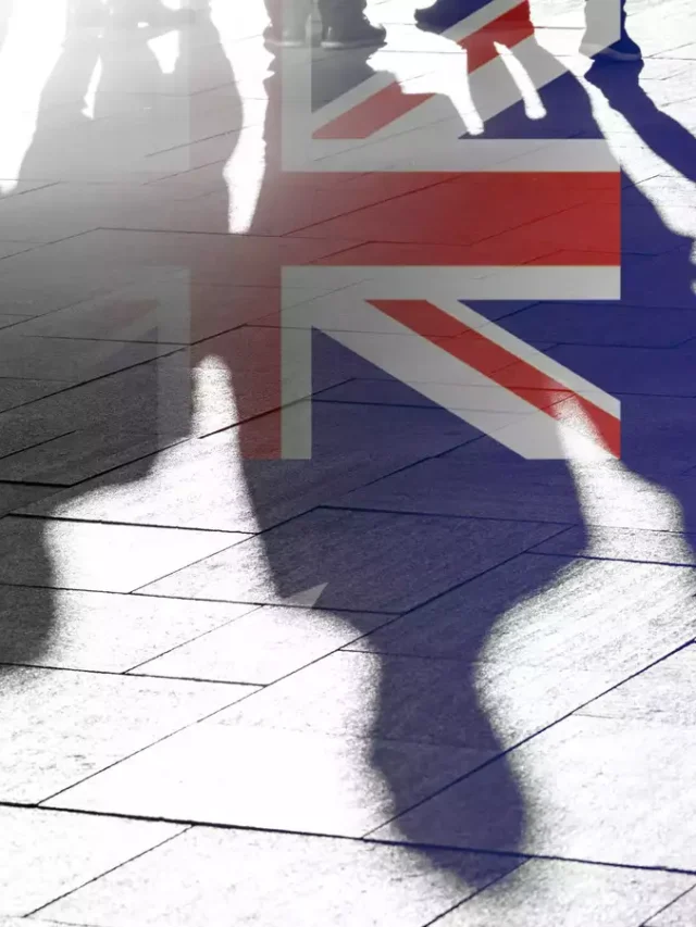 Immigration News: Australia caps Skilled-Recognised Graduate visa but prioritises student & student guardian visa applications; UKVI reintroduces Priority and Super Priority services